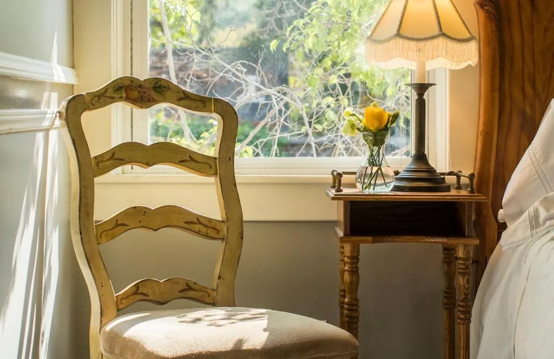 Inn St Helena-1